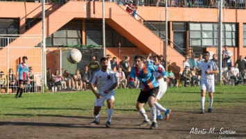 Cientos de deportistas confraternizaron en Homenetmen