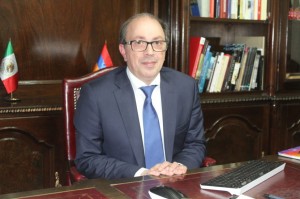 Embajador-de-Armenia-Ara Ayvazyan