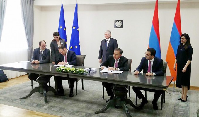 Armenia-Europe_firma-convenio-previo