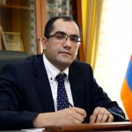 Hrachya Rostomyan, ministro de Situaciones de Emergencia