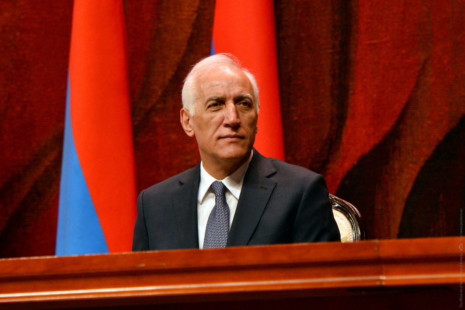 Vahagn Khachaturyan asumió como nuevo presidente de Armenia